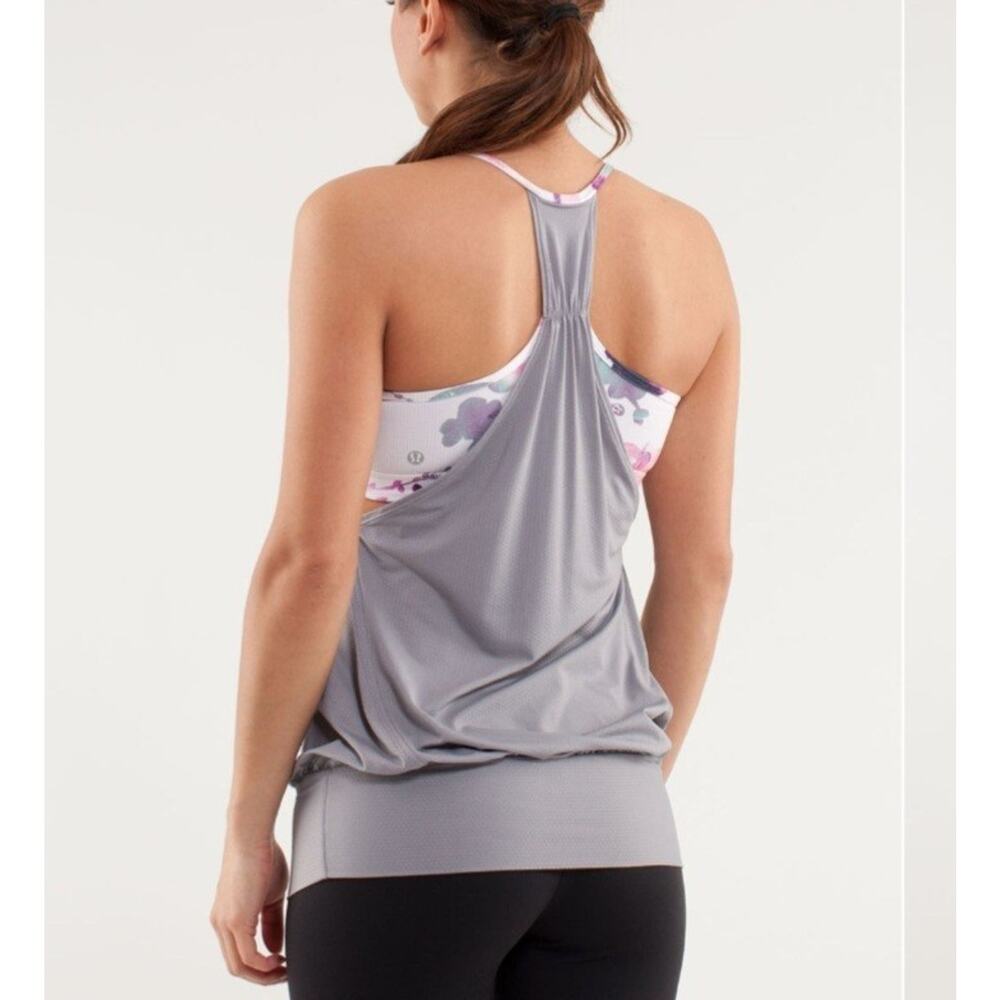 Lululemon Shirt Womens 8 Medium Fossil Blurred Blossoms No Limits Tank Racerback - Picture 4 of 11